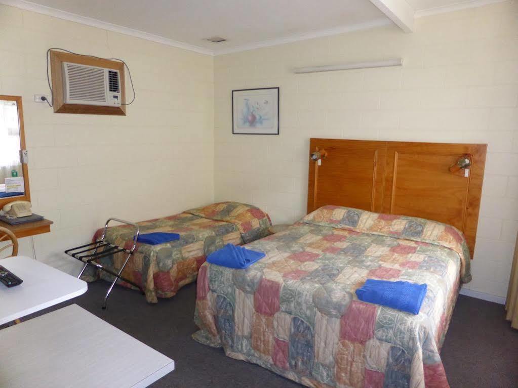 Island Motel Kingscote Buitenkant foto